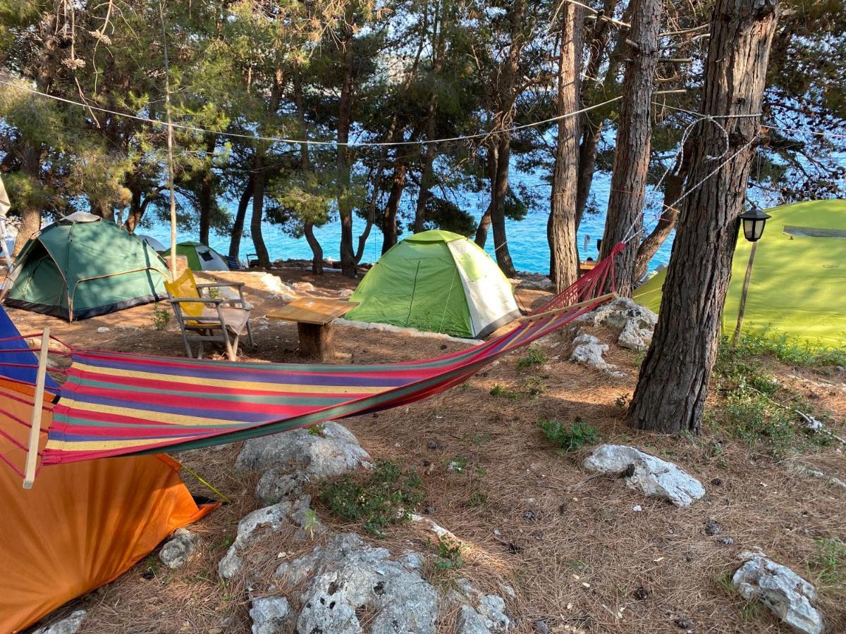 Отель Pine Side Camp Химара Экстерьер фото